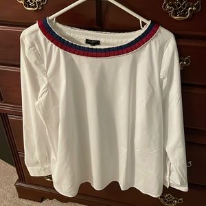 NWT Talbots blouse size Women’s Petite Large with blue and red design collar